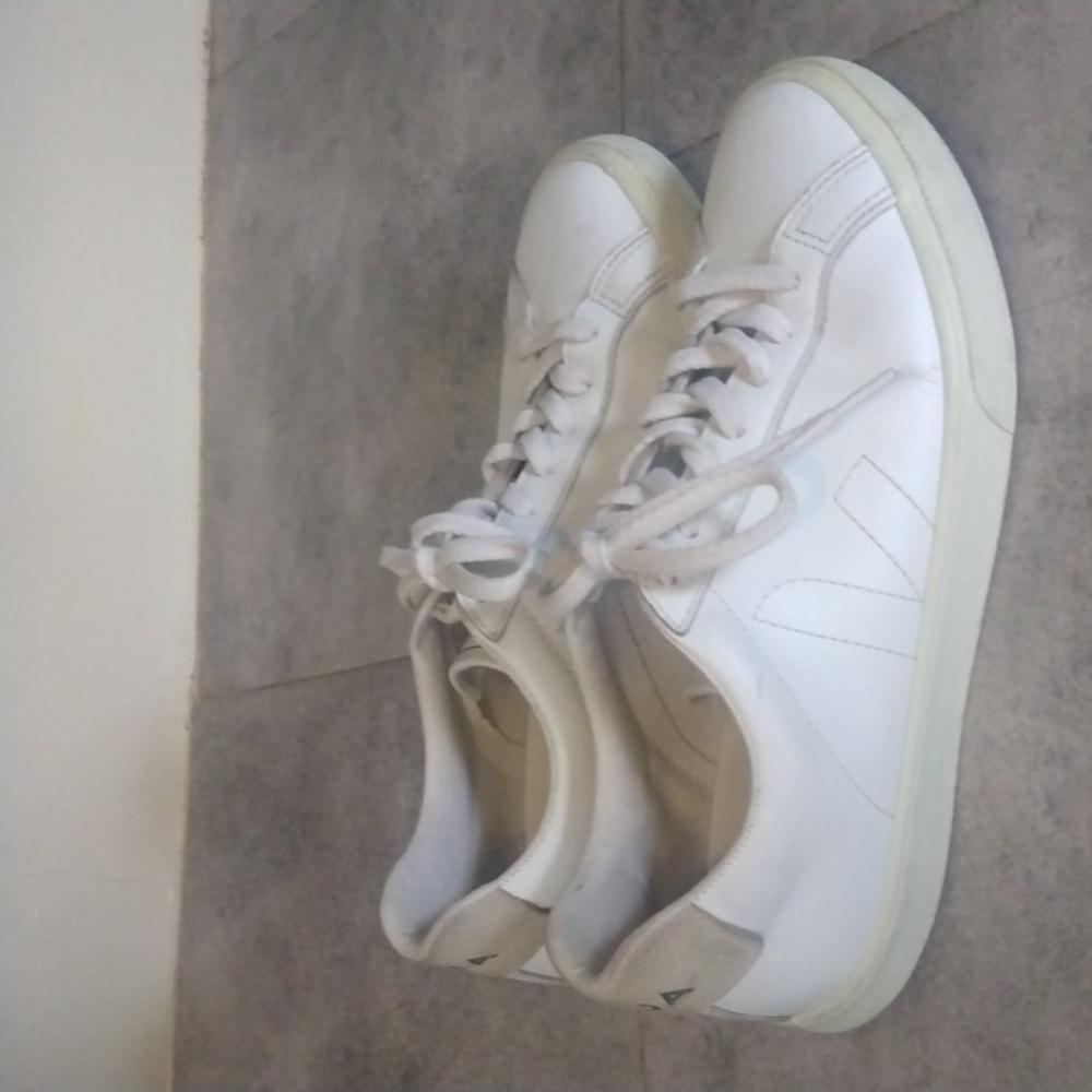 VEJA  Shoes